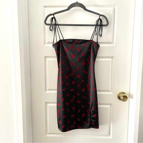 URBAN OUTFITTERS Motel Mini Bodycon Dress Black and Red motif, Size MEDIUM - Picture 1 of 4